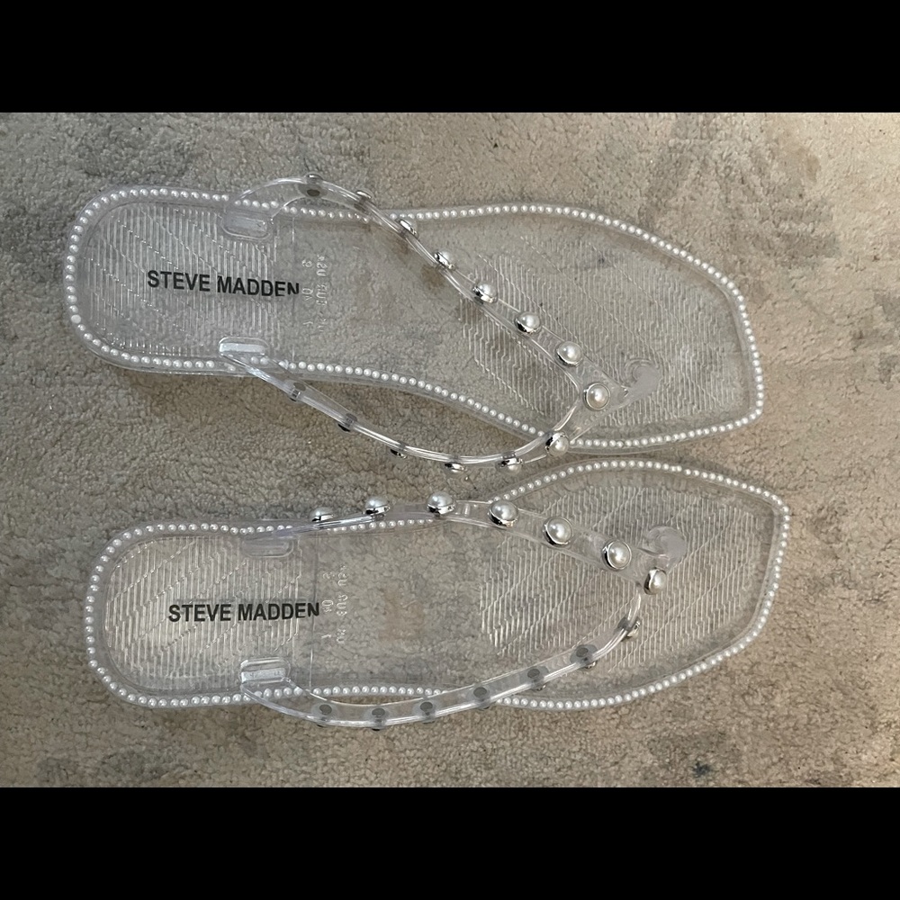 Steve Madden pearl flip flops!